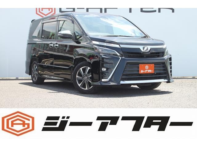 Toyota VOXY 2018 — фото автомобиля 1