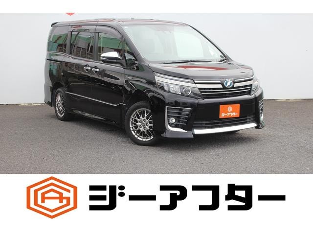 Toyota VOXY 2017 — фото автомобиля 1