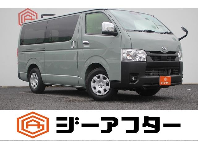 Toyota HIACE VAN 2025 — фото автомобиля 1