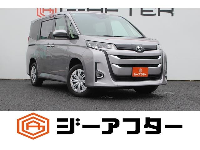 Toyota NOAH 2023 — фото автомобиля 1