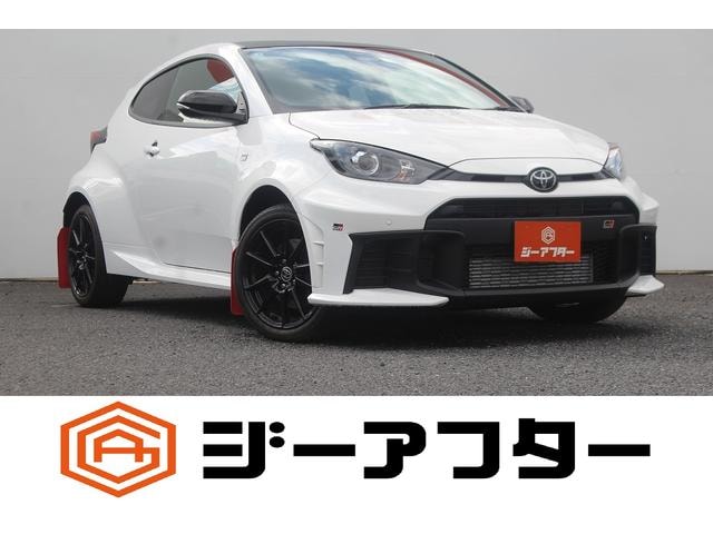 Toyota GR YARIS 2026 — фото автомобиля