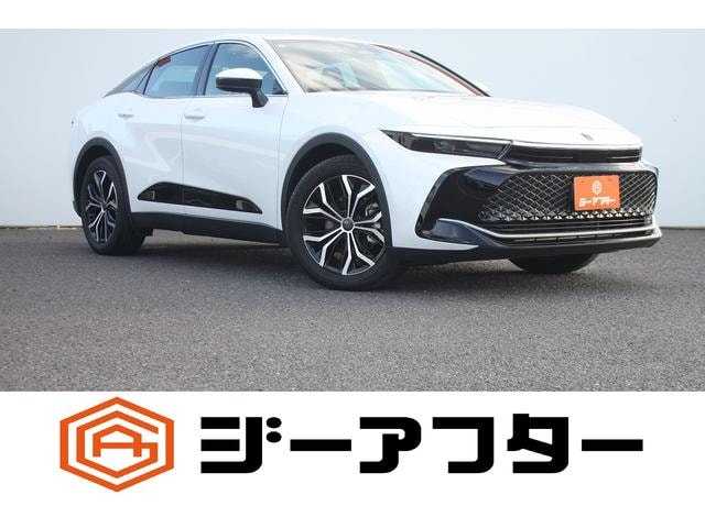 Toyota CROWN CROSSOVER 2025 — фото автомобиля