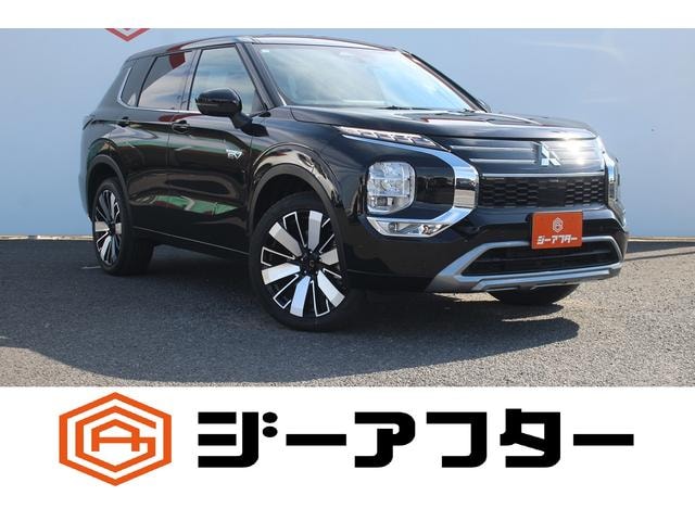 Mitsubishi OUTLANDER PHEV 2025 — фото автомобиля 1