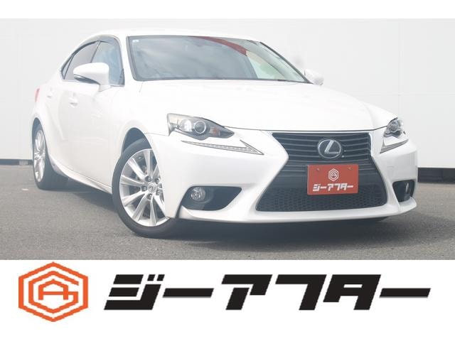 Lexus IS 2013 — фото автомобиля 1