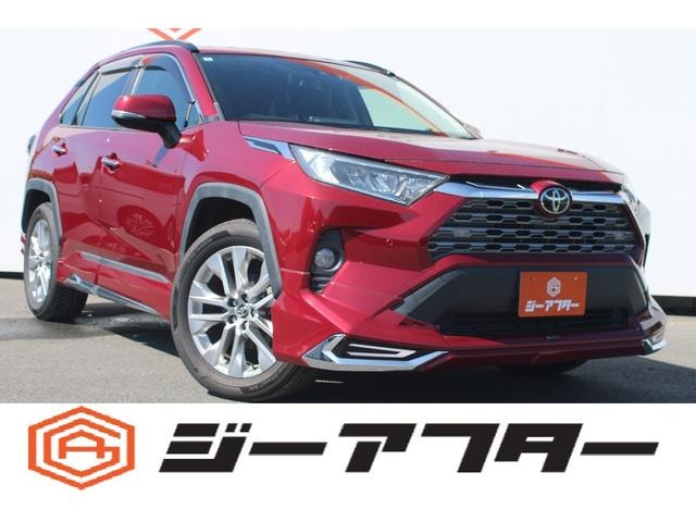Toyota RAV4 2019 — фото автомобиля 1