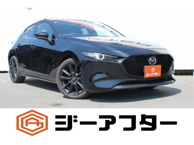 Mazda 3 FASTBACK 2025 — фото автомобиля