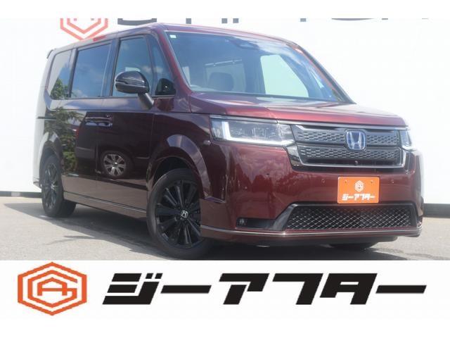 Honda STEPWAGON 2025 — фото автомобиля 1