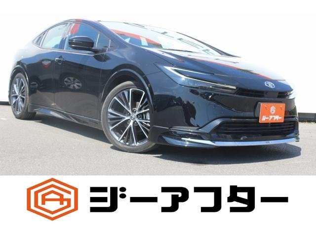 Toyota PRIUS 2023 — фото автомобиля 1