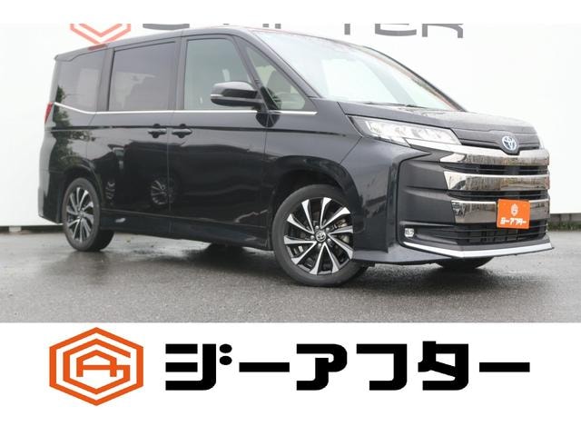 Toyota NOAH 2023 — фото автомобиля 1