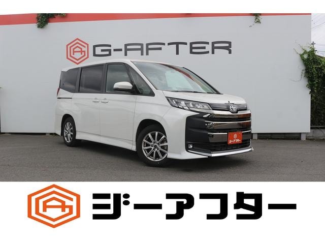 Toyota NOAH 2023 — фото автомобиля 1