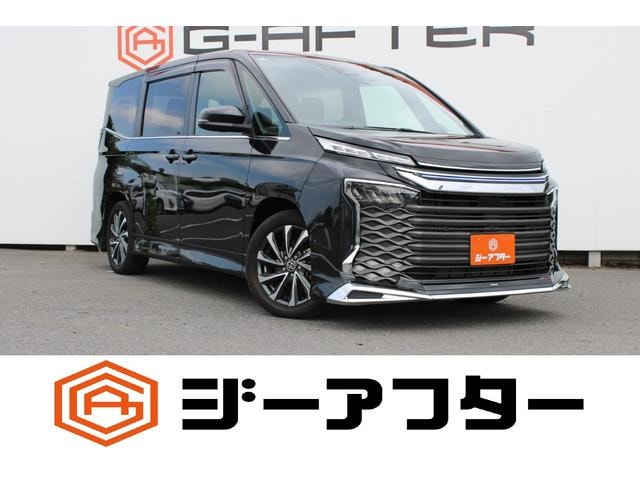 Toyota VOXY 2024 — фото автомобиля 1