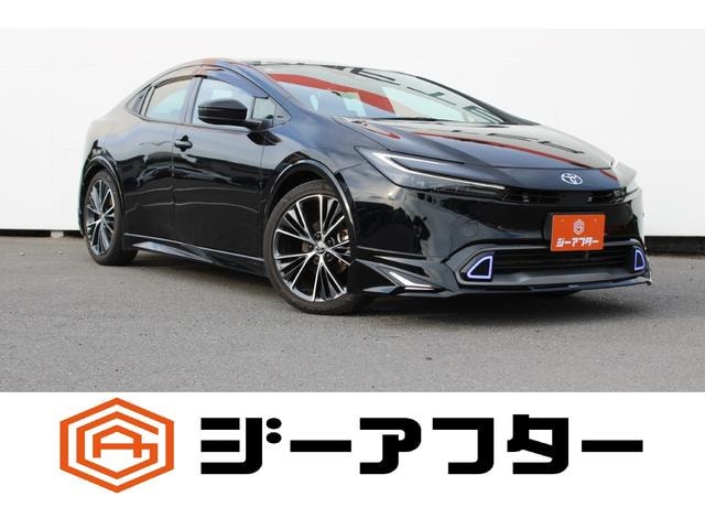 Toyota PRIUS 2024 — фото автомобиля 1