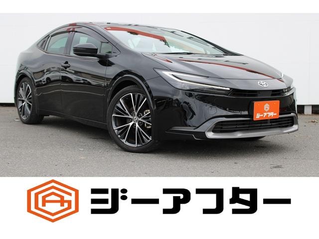 Toyota PRIUS 2023 — фото автомобиля 1