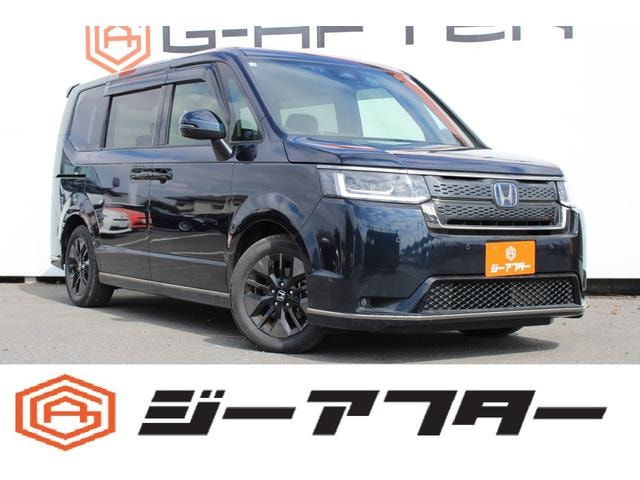 Honda STEPWAGON 2025 — фото автомобиля 1