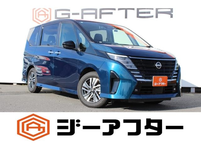 Nissan SERENA 2023 — фото автомобиля 1