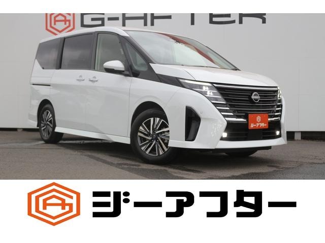 Nissan SERENA 2026 — фото автомобиля
