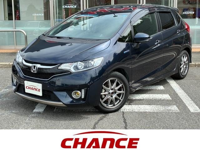 Honda FIT HYBRID 2017 — фото автомобиля 1