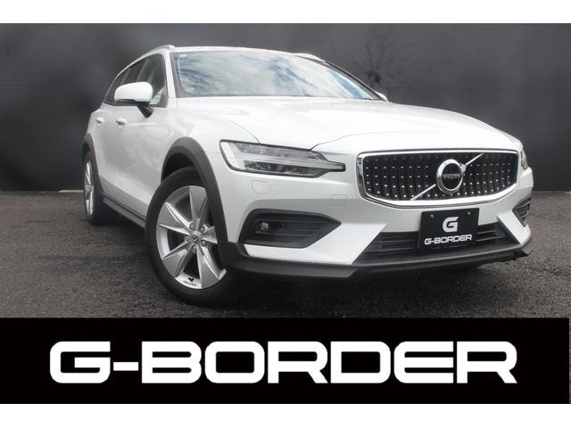 Volvo V60 2019 — фото автомобиля 1