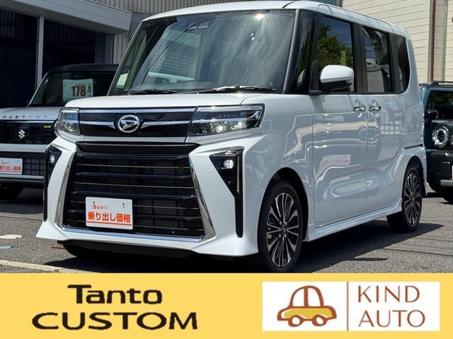 Daihatsu TANTO 2026 — фото автомобиля 1