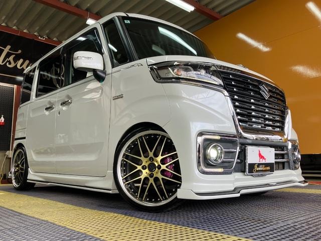 Suzuki SPACIA CUSTOM 2018 — фото автомобиля 1
