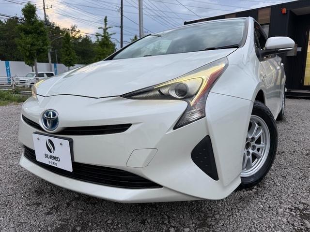 Toyota PRIUS 2016 — фото автомобиля 1