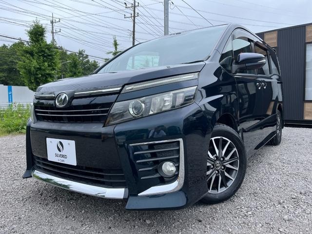 Toyota VOXY 2014 — фото автомобиля 1