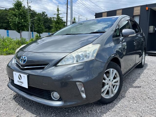 Toyota PRIUS ALPHA 2011 — фото автомобиля 1