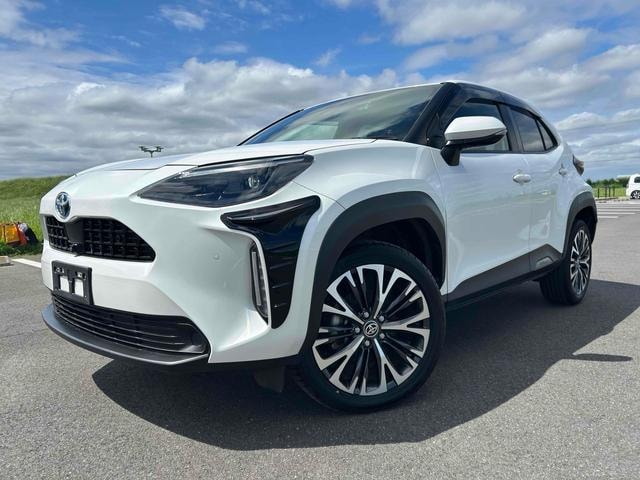 Toyota YARIS CROSS 2022 — фото автомобиля 1