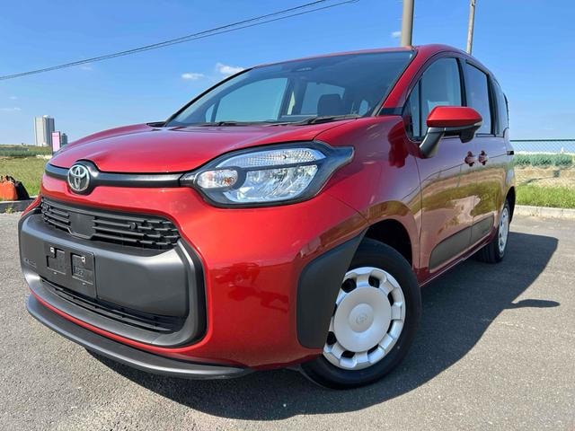 Toyota SIENTA 2023 — фото автомобиля 1