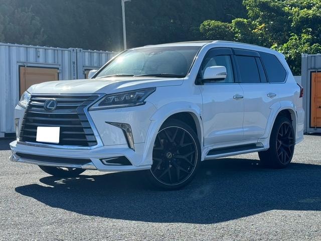 Lexus LX 2015 — фото автомобиля