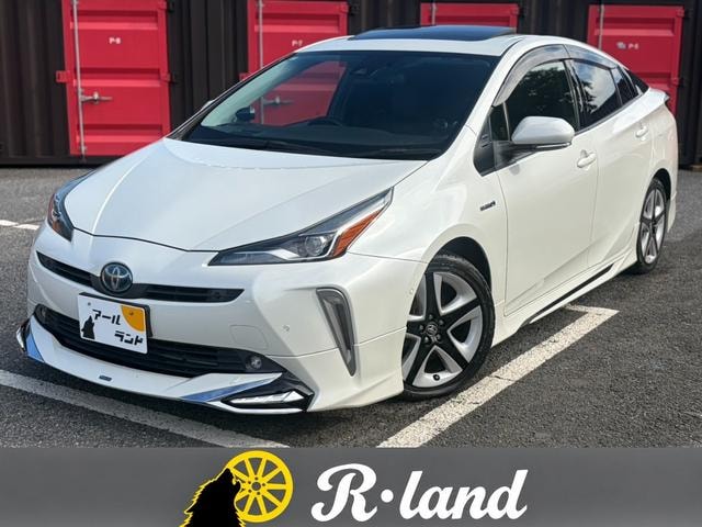Toyota PRIUS 2019 — фото автомобиля 1