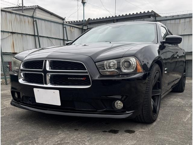 Dodge CHARGER 2012 — фото автомобиля 1