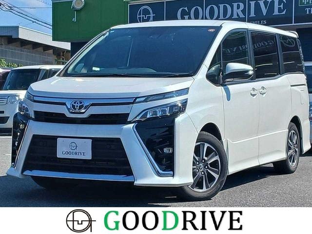 Toyota VOXY 2021 — фото автомобиля 1