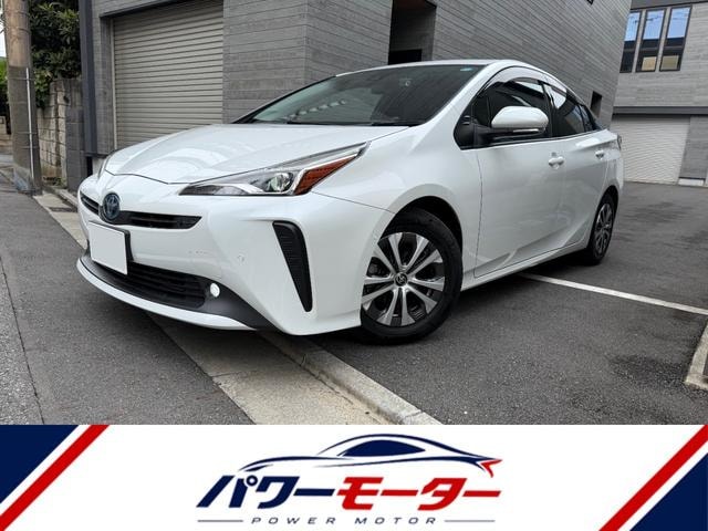 Toyota PRIUS 2021 — фото автомобиля 1