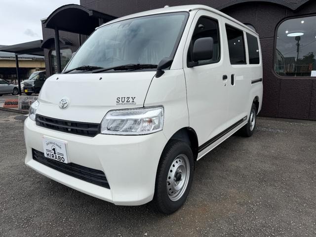 Toyota TOWNACE VAN 2026 — фото автомобиля 1