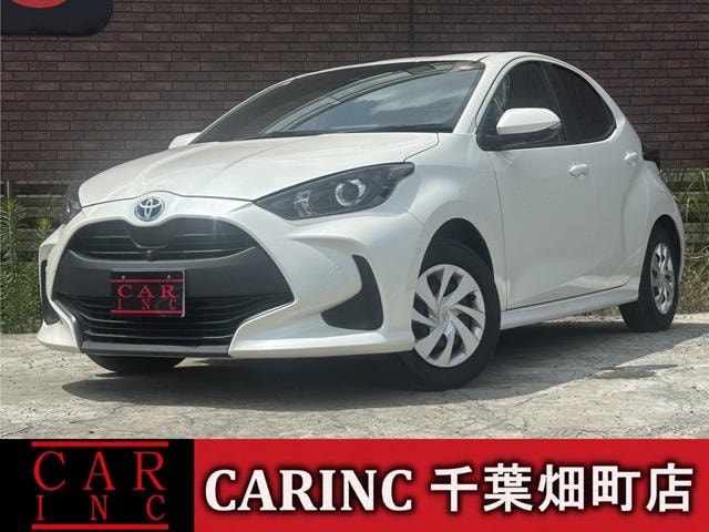 Toyota YARIS 2022 — фото автомобиля
