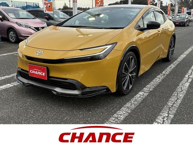 Toyota PRIUS 2023 — фото автомобиля 1