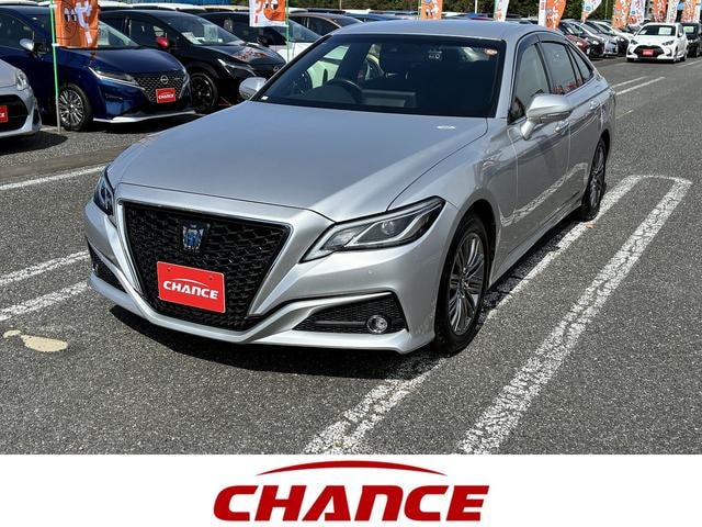 Toyota CROWN HYBRID 2022 — фото автомобиля