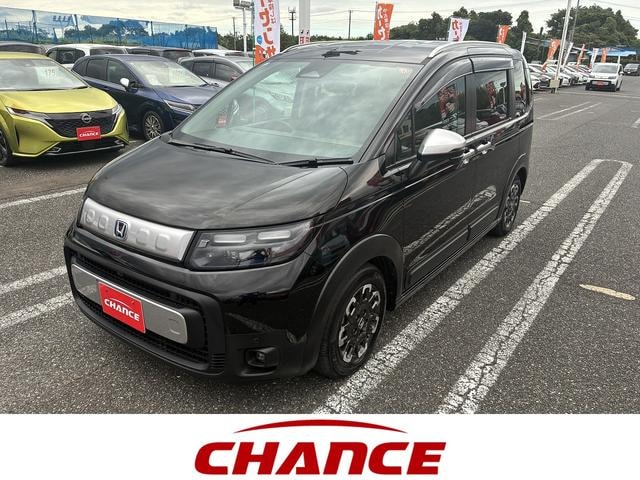 Honda FREED 2024 — фото автомобиля 1