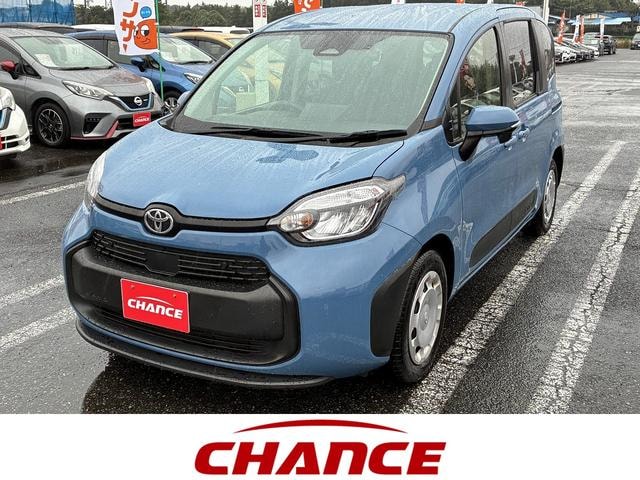 Toyota SIENTA 2023 — фото автомобиля