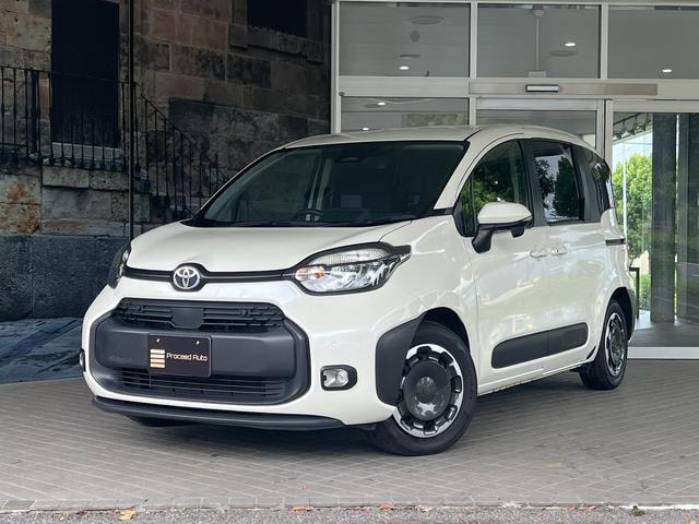 Toyota SIENTA 2023 — фото автомобиля 1
