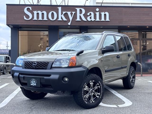 Nissan X-TRAIL 2005 — фото автомобиля