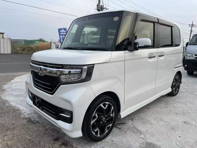 Honda N-BOX CUSTOM 2018 — фото автомобиля 1