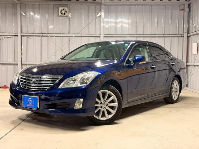 Toyota CROWN 2008 — фото автомобиля 1