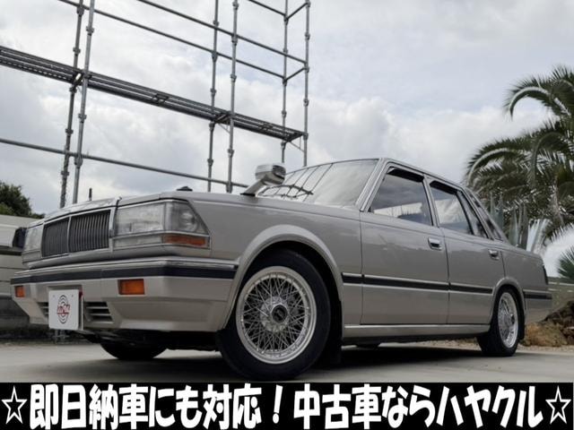 Nissan CEDRIC 1987 — фото автомобиля 1