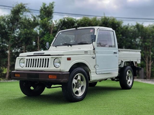 Suzuki JIMNY 1000 1983 — фото автомобиля