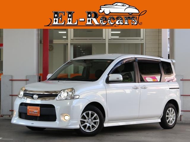 Toyota SIENTA 2012 — фото автомобиля 1