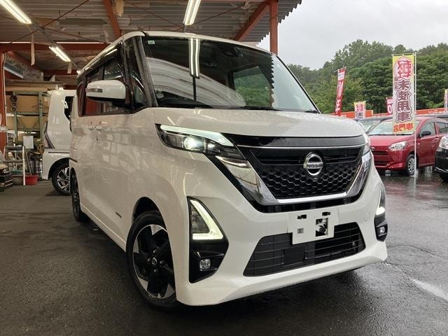 Nissan ROOX 2021 — фото автомобиля 1