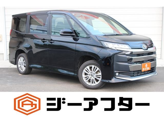 Toyota NOAH 2025 — фото автомобиля 1