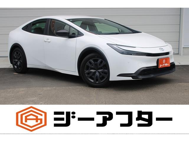 Toyota PRIUS 2025 — фото автомобиля 1
